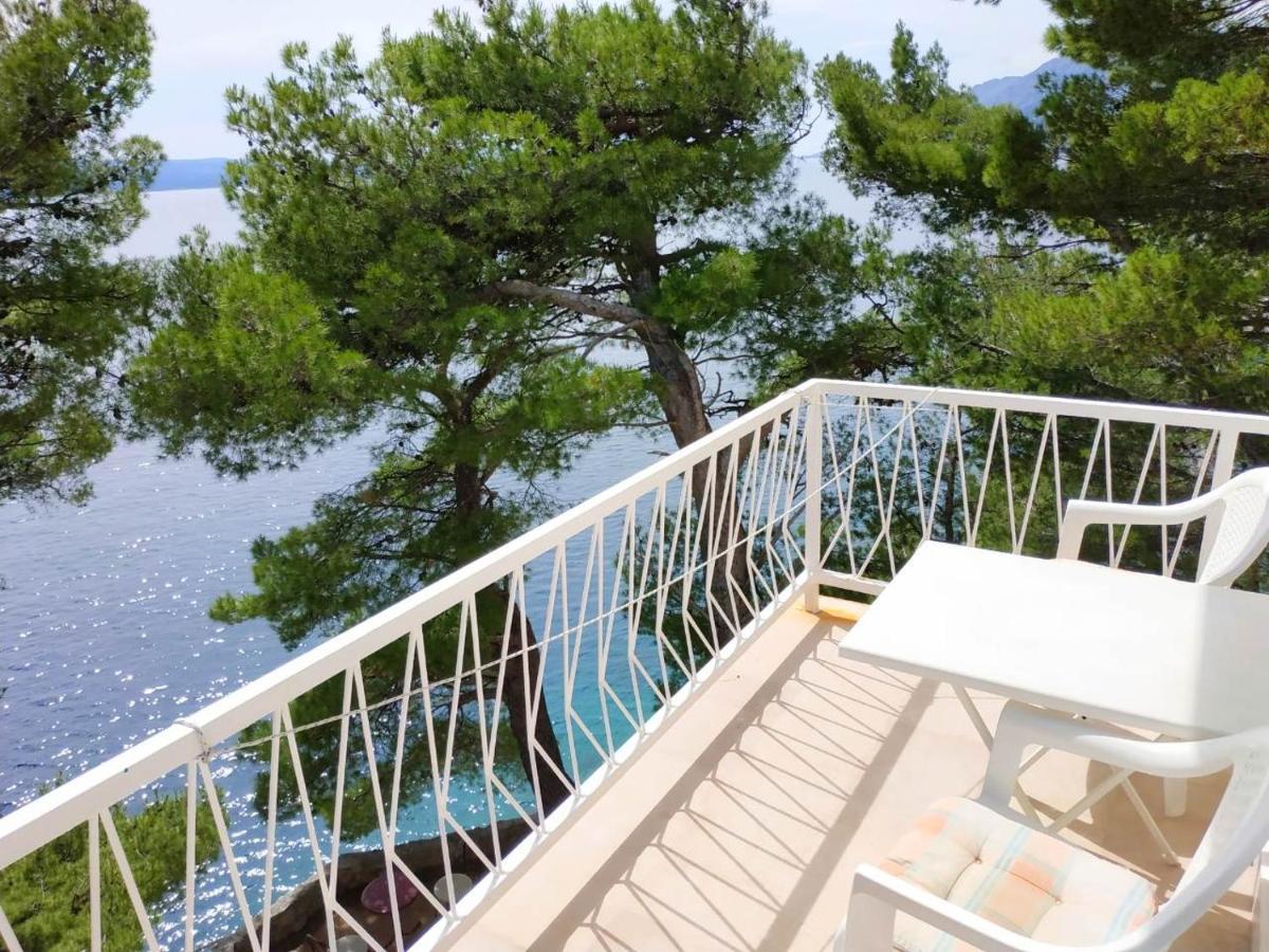 Апартаменты Brela Beach Retreat Экстерьер фото