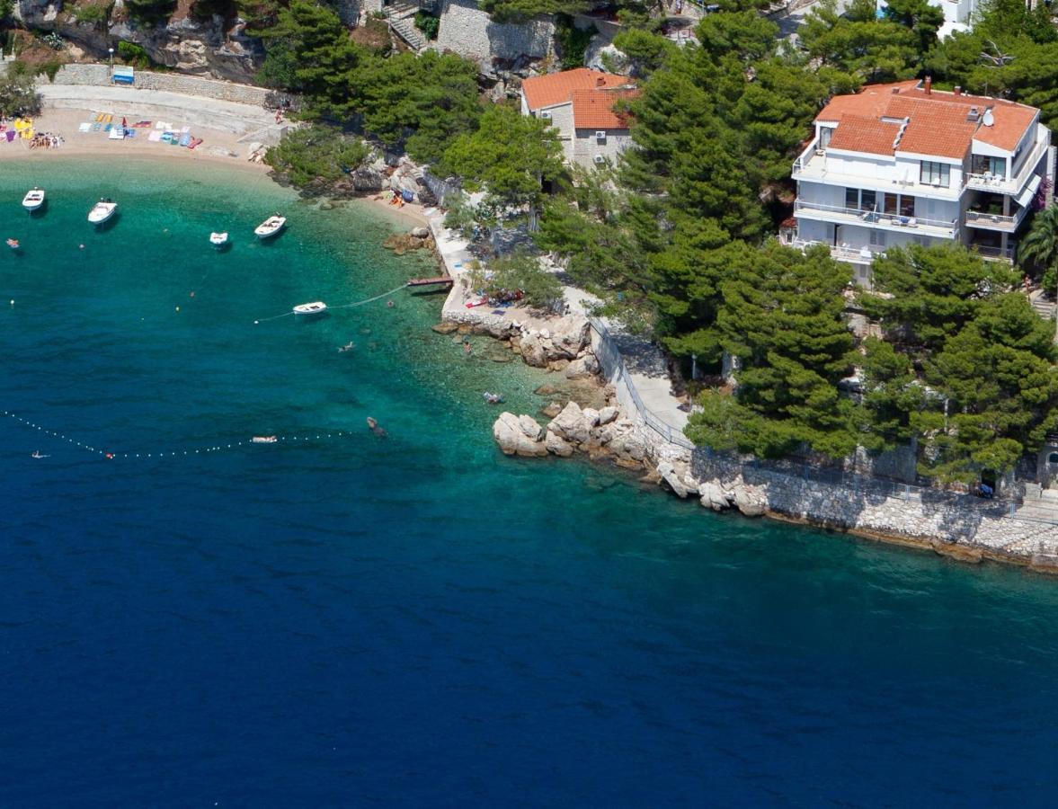 Апартаменты Brela Beach Retreat Экстерьер фото